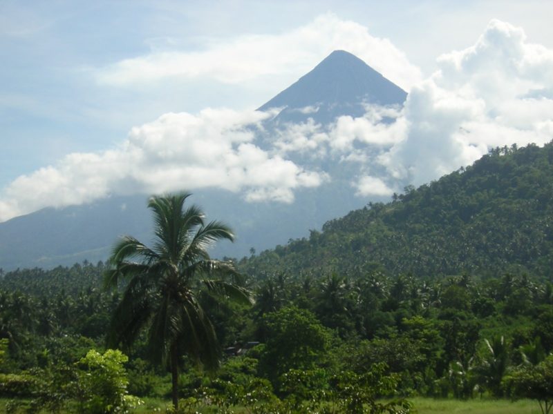 マヨン火山