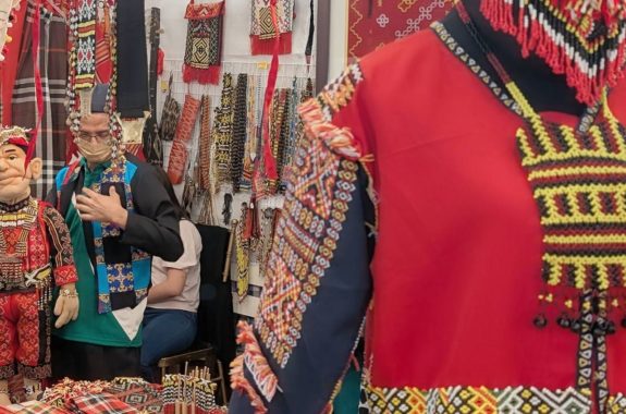 フィリピン伝統手工芸 Ethical Craft アーカイブ - フィリピンの女性